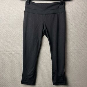 Lululemon Inspire Crop Black 6 Leggings Pattern Yoga Athleisure